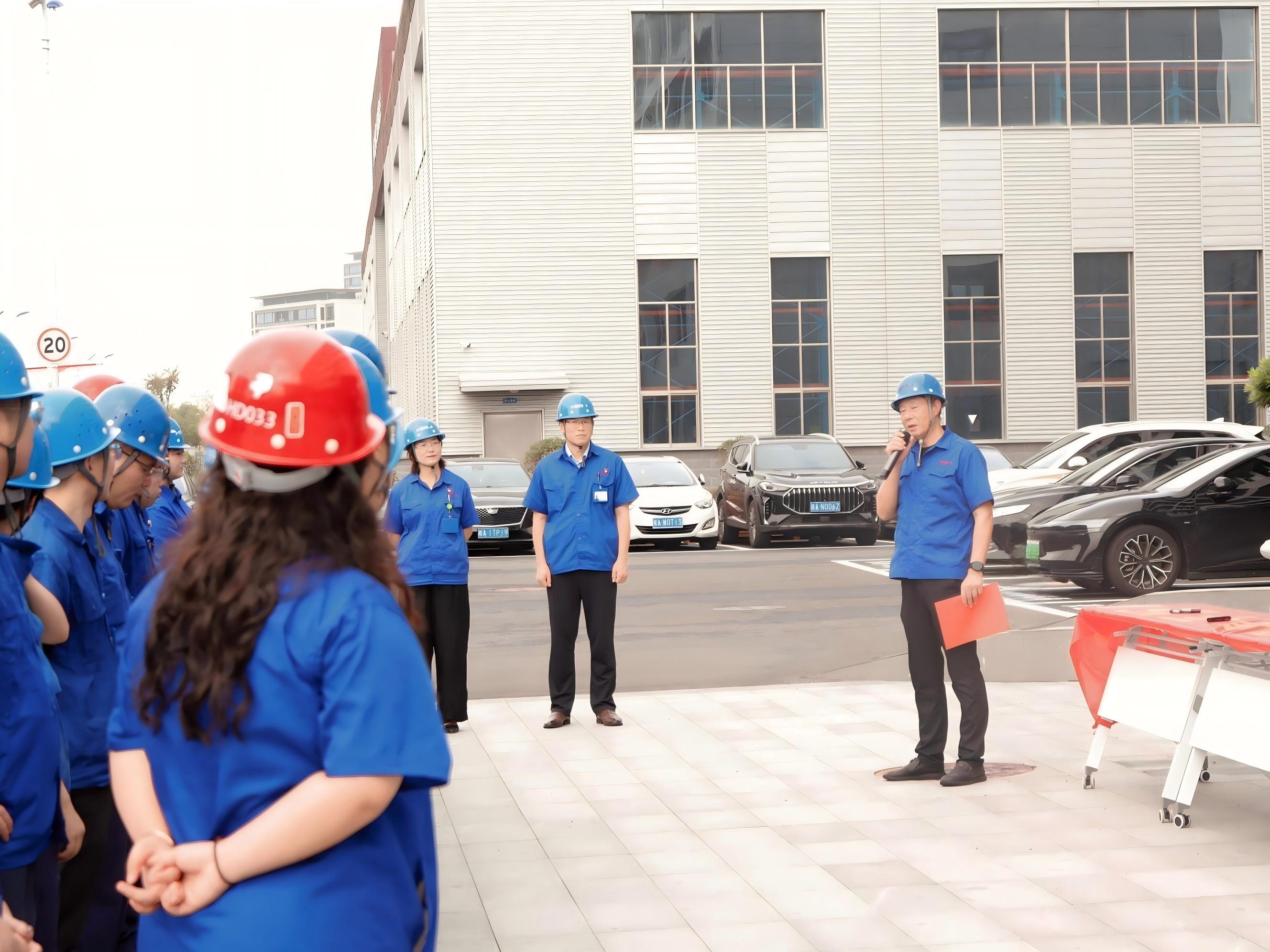 IMG_3581(1)(1).jpg IMG_3581(1)(1).jpg