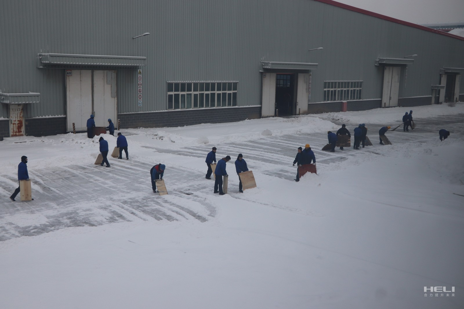 4-3 擔當作為，迅速投身戰(zhàn)寒斗雪.jpg