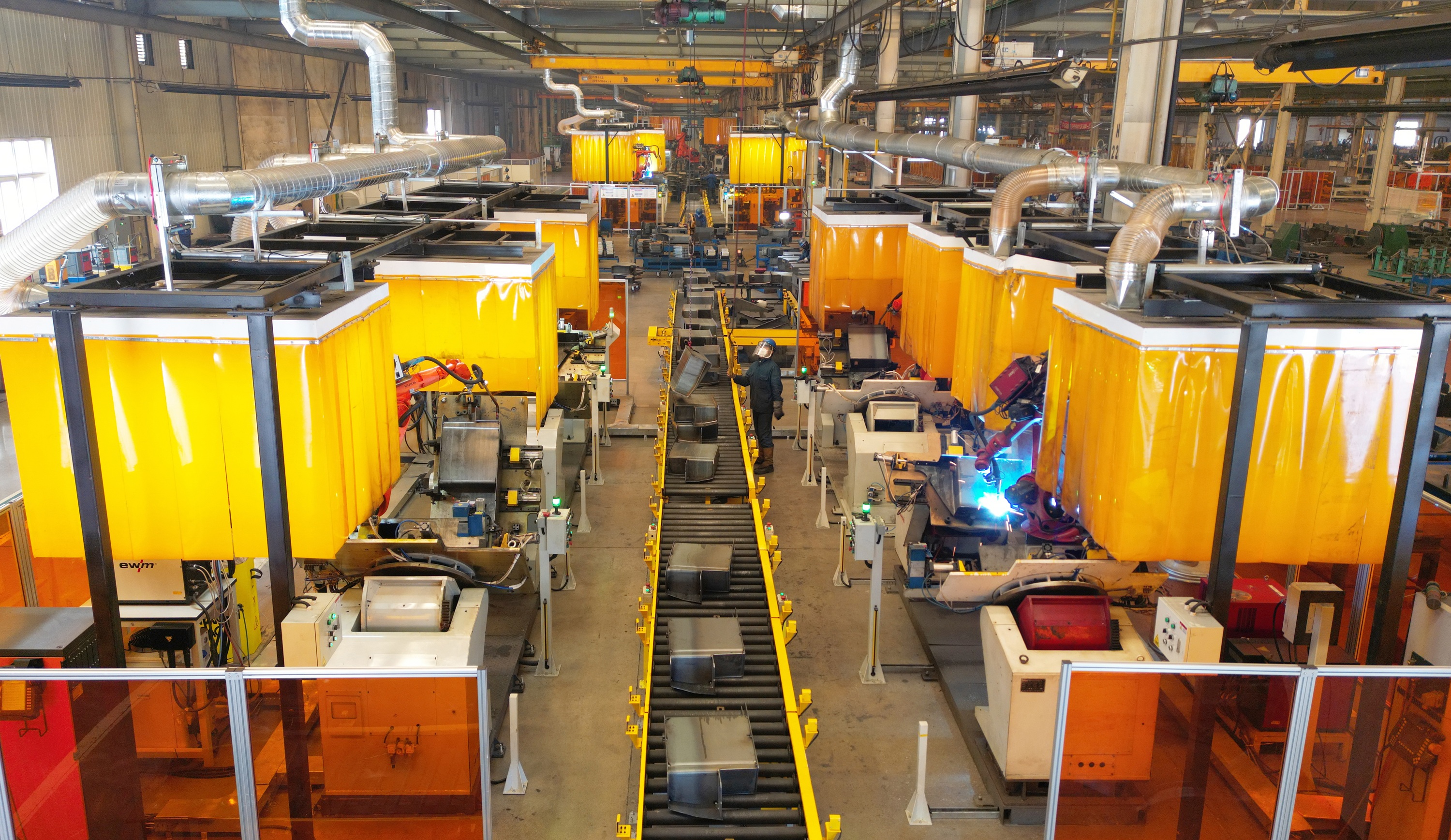 5.自動化焊接生產(chǎn)線.jpg 5.自動化焊接生產(chǎn)線.jpg